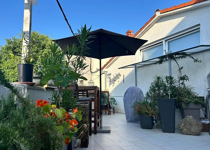 Budget - 4 Short-stay Travellers Krk Apartman