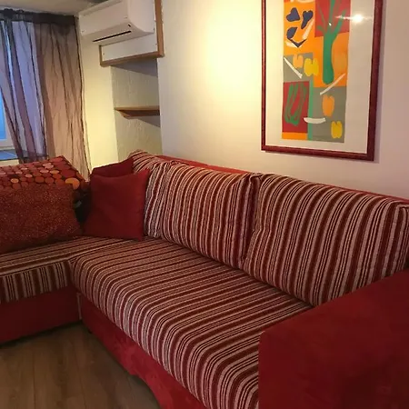 Budget Studio In Krk Old Town & Walk To Beach *