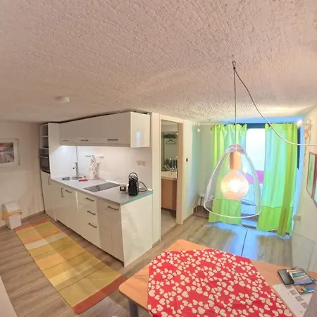 Budget In Krk Old Town & Walk To Apartmán