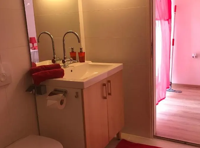 Budget - 4 Short-stay Travellers Krk Appartement
